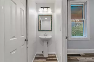 124 Silver St, Pittsburgh, PA 15209 - Photo 13