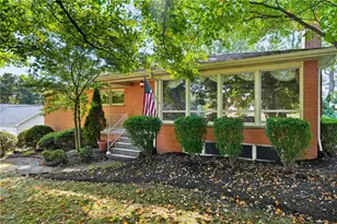 126 Meadowbrook Rd, Penn Township, PA 16053 - Photo 1
