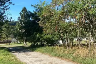 1227 S Hewitt Ave, Canton Township, PA 15301 - Photo 5