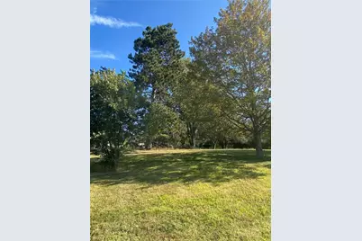 1227 S Hewitt Ave, Canton Township, PA 15301 - Photo 7