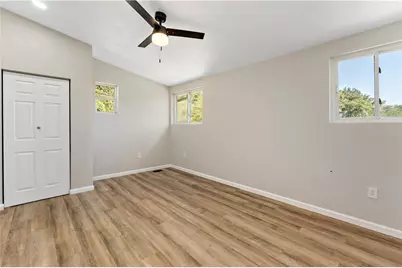 439 Elwood Dr, Pittsburgh, PA 15235 - Photo 19