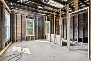 320 W Main St, Mt Pleasant Boro, PA 15666 - Photo 35