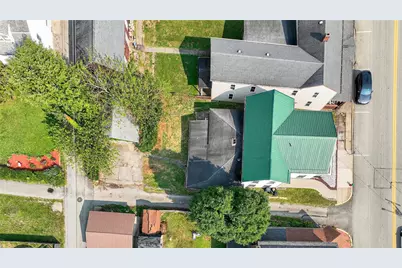 320 W Main St, Mt Pleasant Boro, PA 15666 - Photo 7