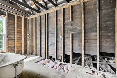 320 W Main St, Mt Pleasant Boro, PA 15666 - Photo 37