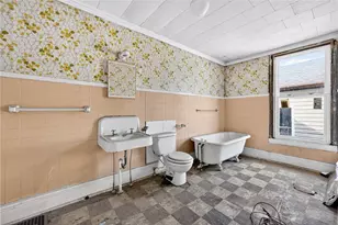 320 W Main St, Mt Pleasant Boro, PA 15666 - Photo 31