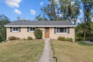 180 Greenglen Dr, Pittsburgh, PA 15227 - Photo 1