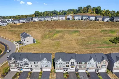 4009 Crown Dr, South Park, PA 15129 - Photo 39