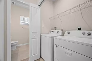 4009 Crown Dr, South Park, PA 15129 - Photo 23