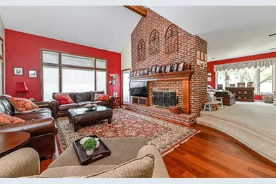 4267 Laurel Ridge Dr, Hampton, PA 15101 - Photo 5