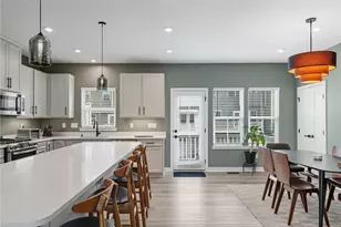 481 Nolan Cir, Cranberry Township, PA 16066 - Photo 13