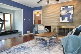 185 Peach Dr, Pittsburgh, PA 15236 - Photo 7