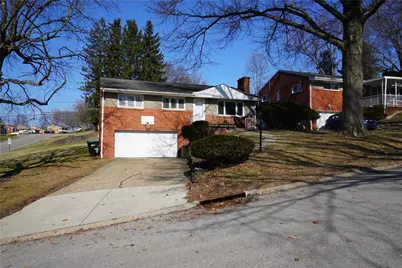 185 Peach Dr, Pittsburgh, PA 15236 - Photo 1