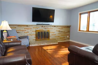 185 Peach Dr, Pittsburgh, PA 15236 - Photo 3