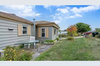 1201 Oakridge Rd, South Fayette, PA 15057 - Photo 5