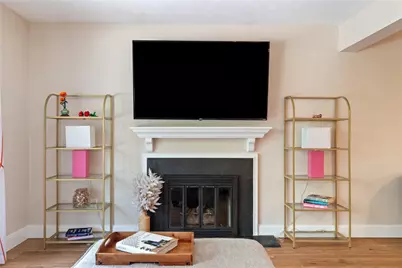 2657 Bingham Dr, Pittsburgh, PA 15241 - Photo 5