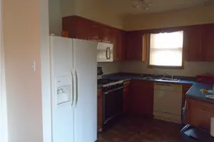 915 Highview Ave, Harmony Township, PA 15005 - Photo 5