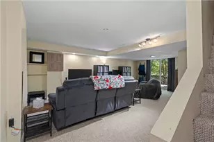 320 Avenue A, Pittsburgh, PA 15221 - Photo 11