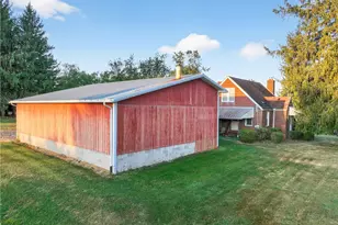 1820 Raccoon Run Rd, Forward Township, PA 15063 - Photo 13