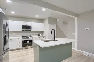 419 Maytide St, Pittsburgh, PA 15227 - Photo 7