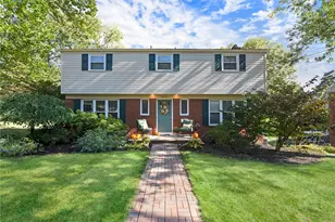 2401 Berkshire Dr, Pittsburgh, PA 15241 - Photo 35