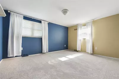 2401 Berkshire Dr, Pittsburgh, PA 15241 - Photo 21