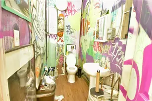 1010 Freyburg St, Pittsburgh, PA 15203 - Photo 5