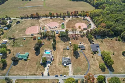 197 Douglass Rd, Beaver Falls, PA 15010 - Photo 3