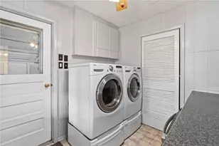 197 Douglass Rd, Beaver Falls, PA 15010 - Photo 17