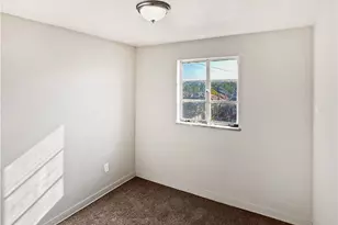 6444 Apple St, Lincoln Larimer, PA 15206 - Photo 15