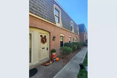 707 Pennsbury Blvd, Pittsburgh, PA 15205 - Photo 1