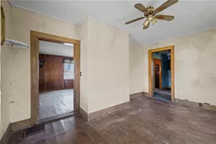 2019 Mercer West Middlesex Rd, Lackawannock Township, PA 16137 - Photo 9