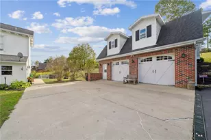 1200 Hahntown-Wendel Rd, North Huntingdon, PA 15642 - Photo 5