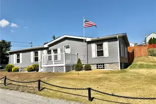 507 Blind Ln, Belle Vernon, PA 15012 - Photo 3