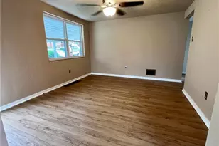 3329 Recker Dr, Pittsburgh, PA 15227 - Photo 3