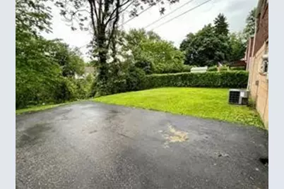 3329 Recker Dr, Pittsburgh, PA 15227 - Photo 19