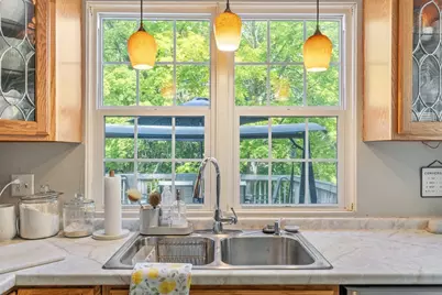 694 Oak St, Moon/Crescent Twp, PA 15046 - Photo 19