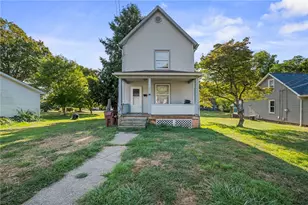 18 S 14th St, Sharpsville, PA 16150 - Photo 1