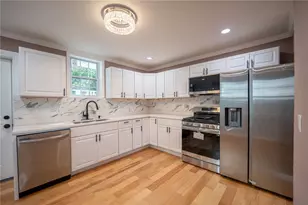 161 Belonda St, Pittsburgh, PA 15211 - Photo 9