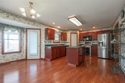 105 Birchwood Way, Irwin, PA 15642 - Photo 9