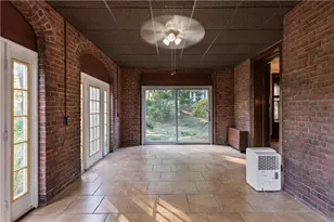 705 E Beau St, East Washington Boro, PA 15301 - Photo 21