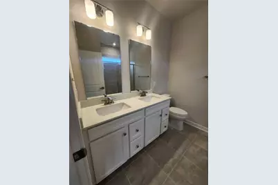 111 Hollow Oak Drive, Coraopolis, PA 15108 - Photo 17