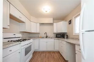 126 Chestnut St, Hopewell Township, PA 15001 - Photo 3