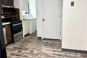 7895 Mark Dr, Pittsburgh, PA 15147 - Photo 7