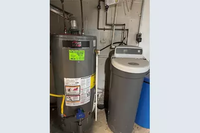 7895 Mark Dr, Pittsburgh, PA 15147 - Photo 25