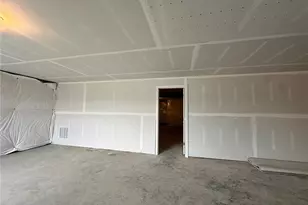 3008 Audrey Dr, Hempfield Township, PA 15601 - Photo 19