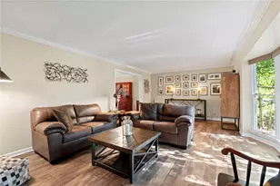 21 Oakglen Dr, Oakmont, PA 15139 - Photo 5