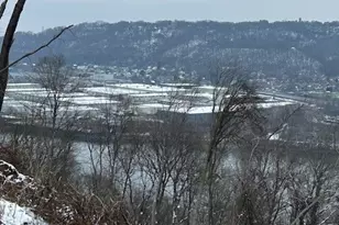 126 River Rdg Dr, Moon/Crescent Twp, PA 15108 - Photo 9