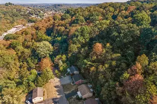 142 Donmor Dr, Ross Twp, PA 15237 - Photo 33