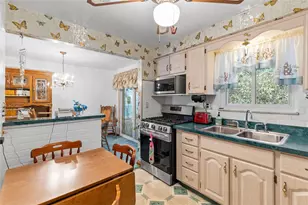 142 Donmor Dr, Ross Twp, PA 15237 - Photo 5