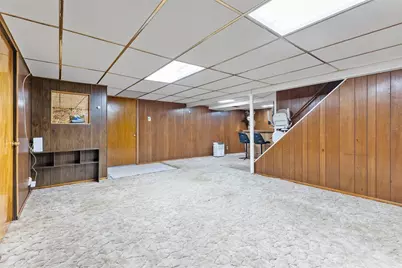 142 Donmor Dr, Ross Twp, PA 15237 - Photo 17